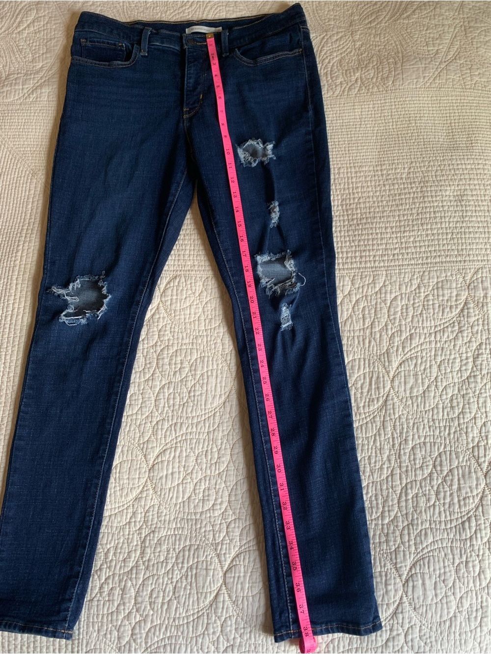 Levi's 311 Shaping Skinny Jeans - Picture 7 of 8